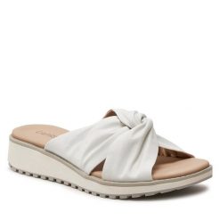 Klapki Caprice. Białe klapki damskie Caprice, bez wzorów, bez obcasa, bez zapięcia. Za 319.99 zł.