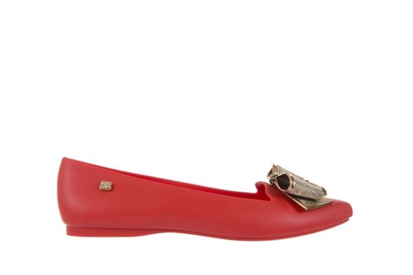 Baleriny T&G Fashion 11-092 Red, Czerwony, Guma - 37. Czerwone balerinki damskie T&G, na lato, bez wzorów, z gumy, klasyczne, bez obcasa, bez zapięcia. W wyprzedaży za 26.10 zł.