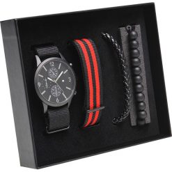 ZEGAREK W STYLU CHRONOGRAF 3X1 Z PASKIEM TYPU CANTERBURY. Czarne zegarki męskie TOP SECRET, bez wzorów, z materiału. W wyprzedaży za 69.99 zł.