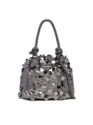 Guess Torebka HWEM95 38750 Srebrny. Szare torebki do ręki damskie Guess, z aplikacjami, z tworzywa sztucznego, bez dodatków. Za 579.99 zł.