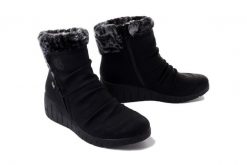 RIEKER TEX Y1361-00 black, botki damskie. Czarne botki damskie Rieker, na zimę, bez wzorów, z wełny, bez obcasa, na koturnie, bez zapięcia. Za 379.90 zł.