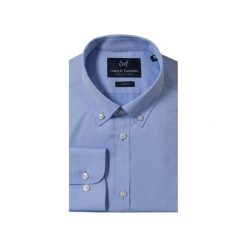 KOSZULA BLUE BUTTON DOWN. Niebieskie koszule męskie Guns&tuxedos, m, bez wzorów, biznesowe, bez kołnierzyka, bez ramiączek. Za 139.99 zł.