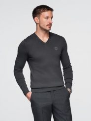 Elegancki sweter męski BASIC V-neck z wiskozą - grafitowy V17 - Rozmiar: XL. Szare swetry męskie Ombre Clothing, m, bez wzorów, z wiskozy, eleganckie, bez kołnierzyka, bez ramiączek. W wyprzedaży za 89.99 zł.