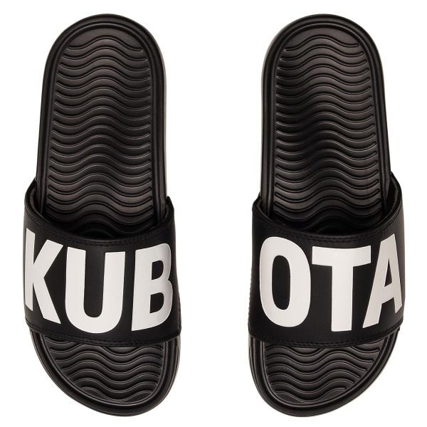 Kubota Klapki Pro 2.0. Czarne klapki damskie Kubota, bez wzorów, sportowe, bez obcasa, bez zapięcia. Za 129.99 zł.