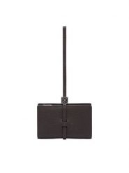 Calvin Klein Portfel Emblem Hw Pebble Wallet On Strap LV04F1130G Brązowy. Brązowe portfele damskie Calvin Klein, ze skóry. Za 289.99 zł.