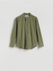 Strukturalna koszula regular fit - zielony. Zielone koszule męskie Reserved, l, bez wzorów, z bawełny, bez kołnierzyka, bez ramiączek. Za 119.99 zł.