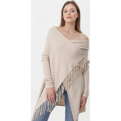 Jasnobeżowy Kardigan Paisleigh. Kardigany damskie Born2be, l, bez wzorów, z dzianiny, boho, z asymetrycznym kołnierzem. Za 79.99 zł.