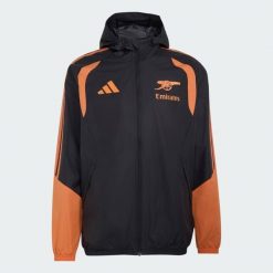 Kurtka Arsenal FC 26/27 Tiro All Weather. Czarne kurtki męskie Adidas, s, bez wzorów, z materiału, klasyczne, bez kaptura. Za 501.88 zł.