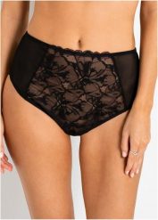 Koronkowe stringi z wysokim stanem. Czarne majtki damskie bonprix, z koronki. Za 42.99 zł.