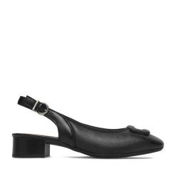 Czółenka Rieker. Czarne czółenka damskie Rieker, bez wzorów, bez obcasa, bez zapięcia. Za 339.99 zł.