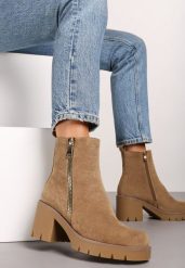 Ciemnobeżowe Ekozamszowe Botki na Obcasie Typu Słupek z Ozdobnym Suwakiem i Cyrkoniami Ravindoria. Brązowe botki damskie Renee, z aplikacjami, z jeansu, biznesowe, bez obcasa, na obcasie, bez zapięcia. Za 169.99 zł.