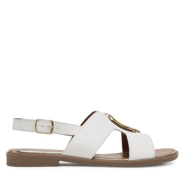 Sandały Lasocki. Białe sandały damskie Lasocki, bez wzorów, bez obcasa, na płaskiej podeszwie, bez zapięcia. Za 169.99 zł.