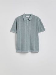 Ażurowy sweter polo - morski. Zielone swetry męskie Reserved, l, w ażurowe wzory, z dzianiny, bez kołnierzyka, bez ramiączek. W wyprzedaży za 69.99 zł.
