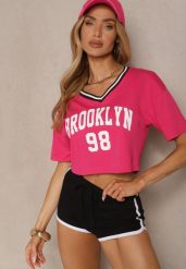 Fuksjowy T-shirt z Bawełny Ozdobiony Napisem Lireline. Czerwone t-shirty damskie Renee, m, bez wzorów, z bawełny, eleganckie, bez kołnierzyka, bez ramiączek. Za 34.99 zł.