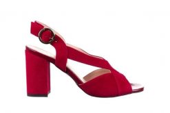 Sandały Bayla-056 9205-1432 Burgund Zamsz, Skóra naturalna - 35. Czerwone sandały damskie Bayla, bez wzorów, ze skóry, bez obcasa, na słupku, bez zapięcia. W wyprzedaży za 134.10 zł.