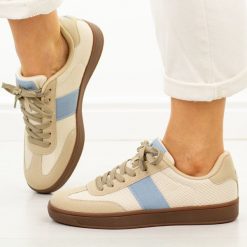 C.Beżowe sportowe półbuty damskie McArthur Ma255w. Brązowe obuwie sportowe damskie McArthur, na jesień, bez wzorów, z dresówki, z okrągłym noskiem, bez zapięcia. Za 219.00 zł.