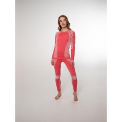 Spodnie damskie Protest CASEY thermo pants. Czerwone spodnie sportowe damskie Protest, bez wzorów, sportowe, trekkingowe. Za 279.99 zł.