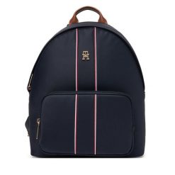 Plecak Tommy Hilfiger. Niebieskie plecaki damskie Tommy Hilfiger, bez wzorów. Za 439.99 zł.