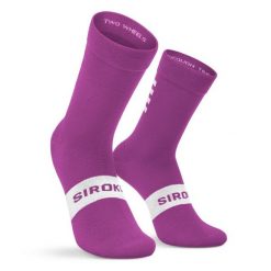 Skarpetki rowerowe unisex S1 Fucsia Barillete. Fioletowe skarpetki damskie SIROKO, bez wzorów. W wyprzedaży za 57.95 zł.