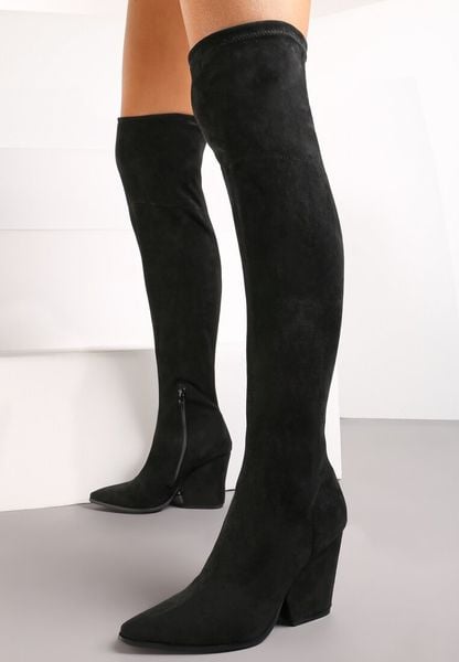 Czarne Kozaki na Stożku za Kolano ze Szpiczastym Noskiem Nudra. Czarne kozaki damskie Renee, bez wzorów, ze szpiczastym noskiem, za kolano, bez obcasa, na obcasie, bez zapięcia. Za 129.99 zł.