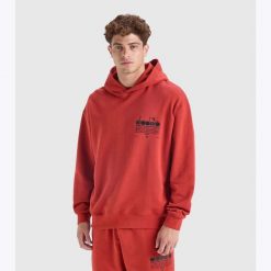 Bluza DIADORA HOODIE MANIFESTO. Czerwone bluzy damskie Diadora, m, bez wzorów, z bawełny, bez ramiączek, z kapturem. Za 129.99 zł.