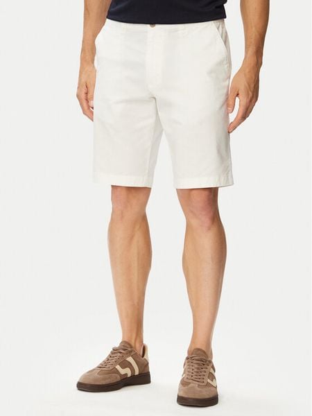 Bugatti Szorty materiałowe 4379-16441E Biały Regular Fit. Białe szorty męskie Bugatti, bez wzorów, z bawełny. Za 201.99 zł.