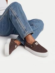 DC Shoes Tenisówki CEO-LEA-ZL-0011 Brązowy ciemny. Brązowe trampki i tenisówki damskie DC Shoes, bez wzorów, ze skóry, bez zapięcia. Za 199.99 zł.