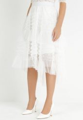 Biała Rozkloszowana Spódnica z Falbankami Warda. Białe spódnice damskie Born2be, m, z aplikacjami, midi, rozkloszowane. Za 139.99 zł.