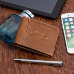 Portfel skórzany brązowy Beltimore z RFiD L54. Brązowe portfele męskie bez wzorów, ze skóry. Za 60.49 zł.