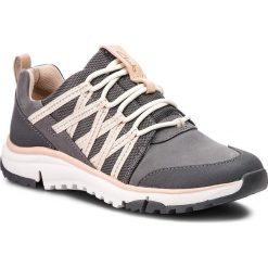 Trekkingi CLARKS - Tri Trail 261351084 Dark Grey Combi. Szare obuwie trekkingowe damskie Clarks, z materiału, bez zapięcia. W wyprzedaży za 279.00 zł.