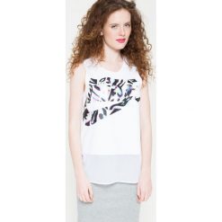 Nike Sportswear - Top. Białe topy damskie Nike Sportswear, s, bez wzorów, z dzianiny, casualowe, bez kołnierzyka, bez ramiączek. W wyprzedaży za 49.90 zł.