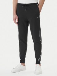 BOSS Spodnie dresowe 50554794 Czarny Regular Fit. Czarne spodnie sportowe męskie Boss, m, bez wzorów, z dresówki. Za 449.99 zł.