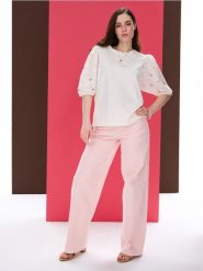 Jeansy baggy - różowy. Czerwone jeansy damskie Sinsay, bez wzorów, z jeansu. Za 69.99 zł.