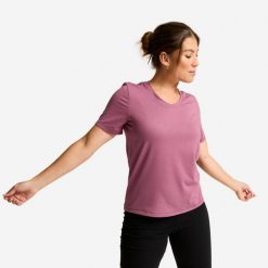 Koszulka fitness damska dekolt V. Fioletowe bluzki damskie Decathlon, xs, bez wzorów, z bawełny, sportowe, bez kołnierzyka, bez ramiączek. Za 44.99 zł.