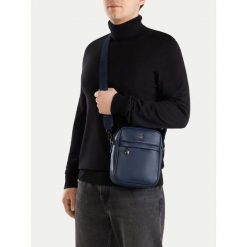 Saszetka Beverly Hills Polo Club. Niebieskie saszetki i nerki męskie Beverly Hills Polo Club, małe. Za 149.99 zł.