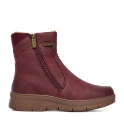 Botki Go Soft. Czerwone botki damskie GO SOFT, bez wzorów, bez obcasa, na płaskiej podeszwie, bez zapięcia. Za 139.99 zł.