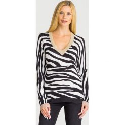 SWETER LIU JO. Czarne swetry nierozpinane damskie Liu Jo, l, z aplikacjami, z dzianiny, bez kołnierzyka, bez ramiączek. Za 549.00 zł.