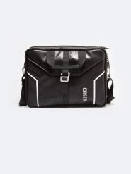 Torba na laptopa unisex z logo BIG STAR czarna GG574105 906. Czarne torby na laptopa damskie BIG STAR, bez wzorów, na ramię. Za 219.99 zł.