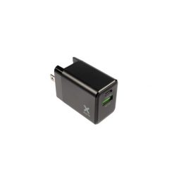 Adapter sieciowy XTORM z wymiennymi wtyczkami 20W czarny. Czarne powerbanki Xtorm. Za 59.00 zł.