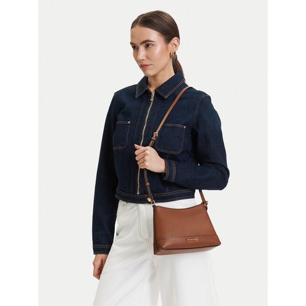 Torebka MICHAEL Michael Kors. Brązowe listonoszki damskie MICHAEL Michael Kors, bez wzorów, bez dodatków. Za 607.99 zł.