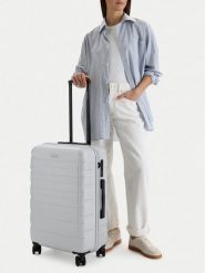 GINO ROSSI Walizka średnia CEO-GIN-M-003-05-SILVER2 Srebrny. Szare walizki damskie Gino Rossi, bez wzorów, z tworzywa sztucznego, średnie. Za 279.99 zł.