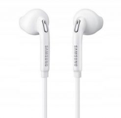 Słuchawki Samsung Słuchawki SŁUCHAWKOWY EO-EG920BW WHITE 3.5MM BULK. Białe słuchawki douszne SAMSUNG. Za 57.86 zł.
