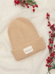 Czapka beanie - beżowy. Brązowe czapki damskie Sinsay, z aplikacjami, z materiału. Za 25.99 zł.