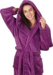 Decoking Szlafrok Robby fioletowy r. XS. Fioletowe szlafroki damskie Decoking, xs, bez wzorów, bez ramiączek, bez kaptura. Za 46.91 zł.