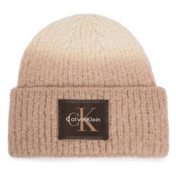 Czapka Calvin Klein. Brązowe czapki damskie Calvin Klein, na zimę, bez wzorów. Za 209.99 zł.