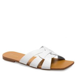 Klapki JENNY. Białe klapki damskie Jenny, bez wzorów, bez obcasa, bez zapięcia. Za 69.99 zł.