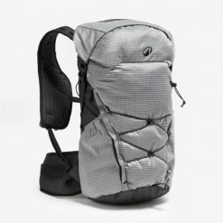 Plecak turystyczny Quechua MH500 Light 22 l. Czarne plecaki damskie QUECHUA, bez wzorów, sportowe. Za 269.99 zł.