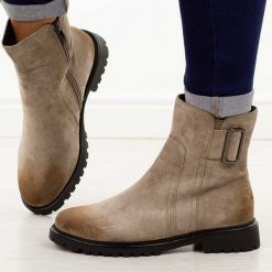 Khaki zamszowe botki damskie Potocki 19328. Brązowe botki damskie POTOCKI, na jesień, bez wzorów, z jeansu, casualowe, z okrągłym noskiem, bez obcasa, bez zapięcia. Za 219.00 zł.