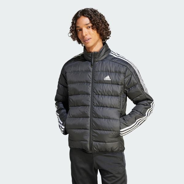 Kurtka Essentials 3-Stripes Light Down. Czarne kurtki męskie Adidas, xs, bez wzorów, z materiału, bez kaptura. W wyprzedaży za 404.80 zł.