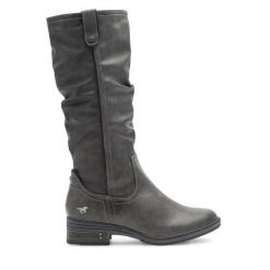 Kozaki Mustang. Szare kozaki damskie Mustang, bez wzorów, bez obcasa, na płaskiej podeszwie, bez zapięcia. Za 439.99 zł.